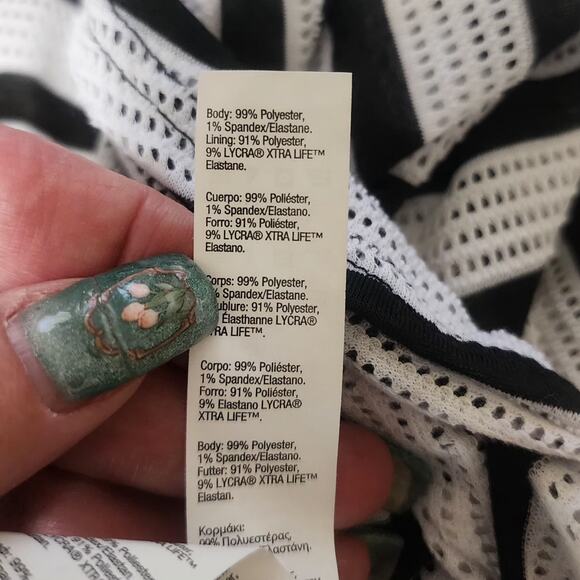 Spanx Summer Dress Womens M racerback built-in Bra Open knit Beach pool party - Picture 9 of 9